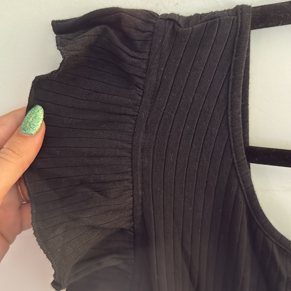 SHEIN Curve romper, ribbed jersey top with paperbag shorts attached - Picture 3 of 6